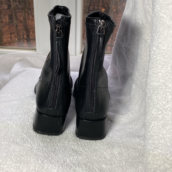 Brand new Newbella low heel above the ankle boots. - Picture 4 of 8